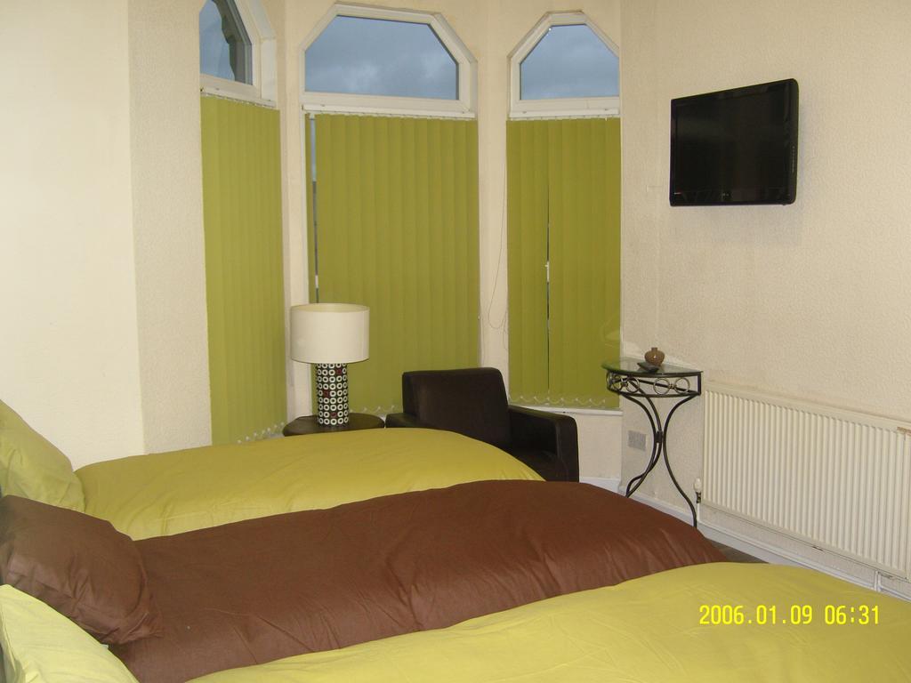 The Kop View Hotel Liverpool Exterior foto